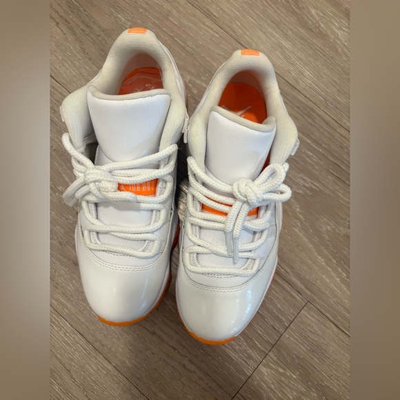 Wmns Air Jordan 11 Retro Low 'Bright Citrus' - Picture 3 of 6